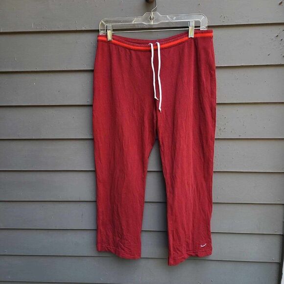 Nike Red Cotton Blend Cropped Work Out Pants size Large - Picture 1 of 8